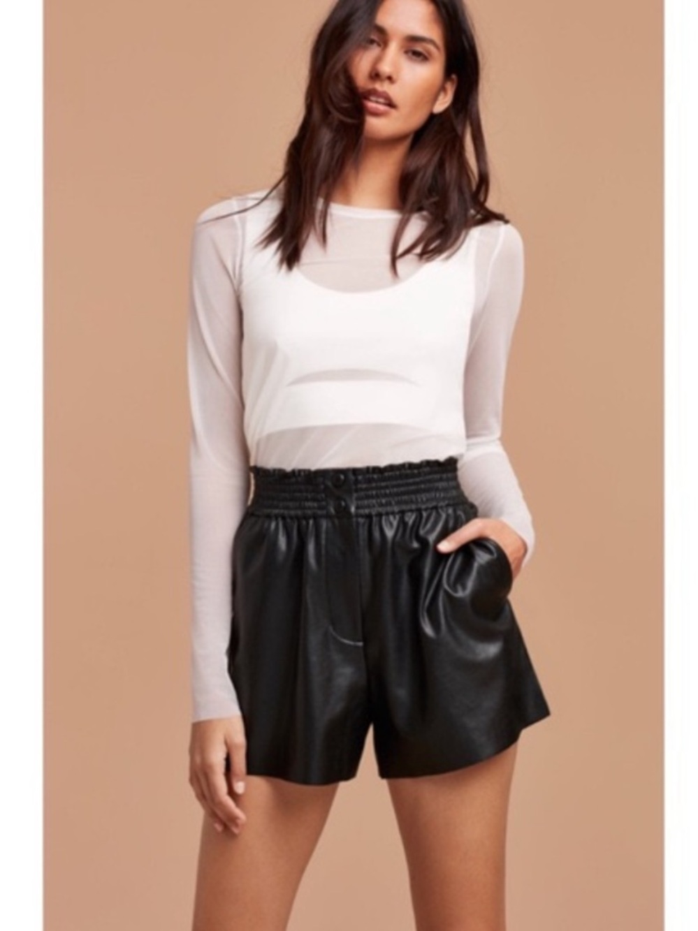 Aritzia Wilfred Faux Leather Shorts, sz L